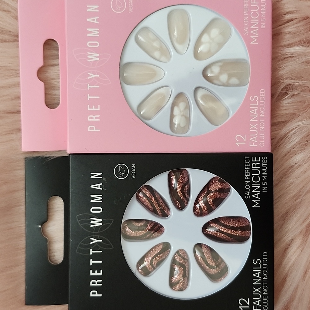 Brand New 2CT BUNDLE PRETTY WOMAN False Nails-M